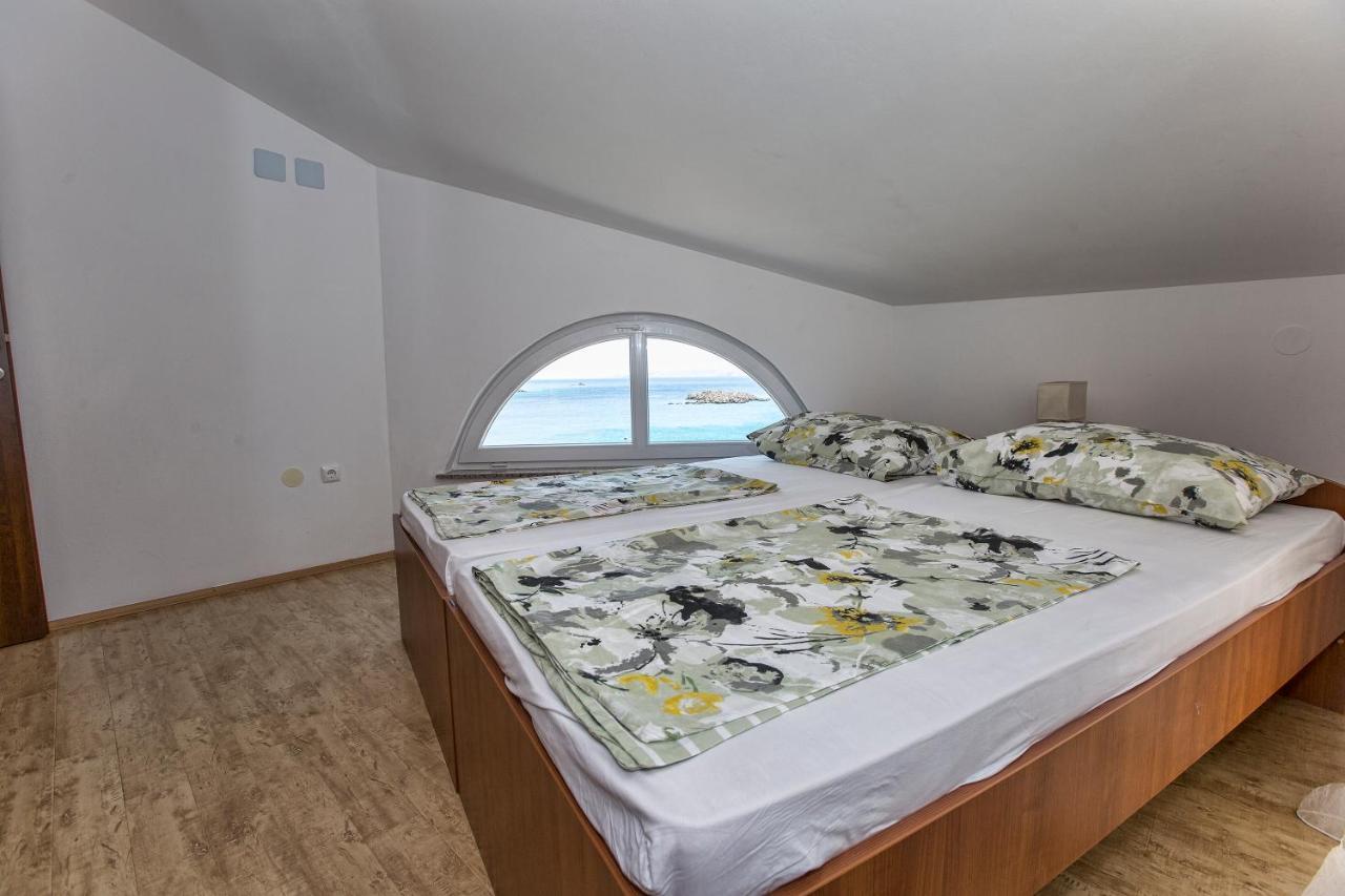 Ferienhaus Elena 카를로바크 외부 사진